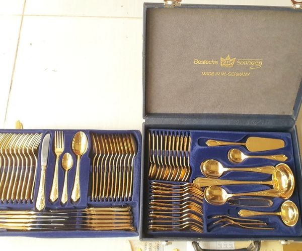 Set dao muỗng nĩa mạ vàng 24K từ thương hiệu SBS