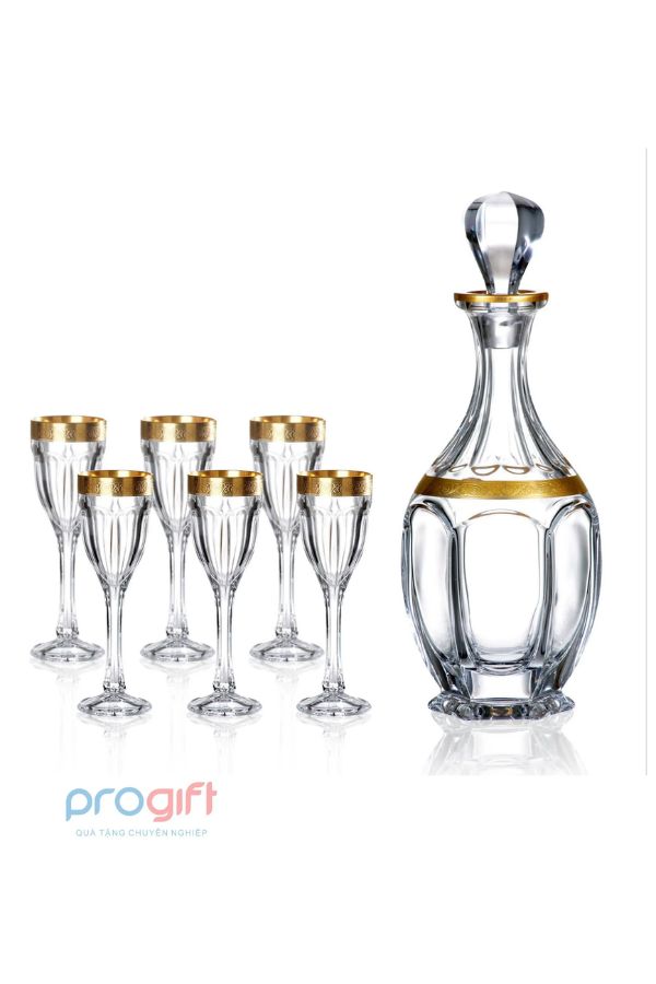 Những chiếc ly kiểu in logo là quà tặng doanh nghiệp sang trọng