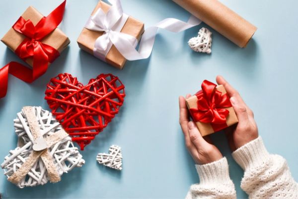 Cách sử dụng những câu nói hay về cách tặng quà