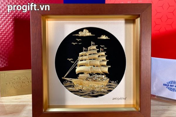 Nhân dịp sinh nhật khách hàng