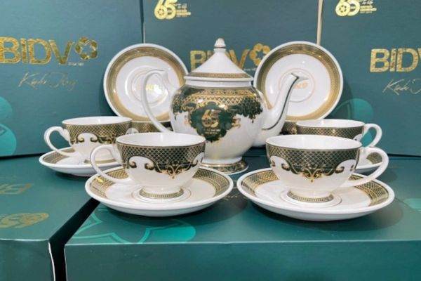 Bộ ấm trà sang trọng