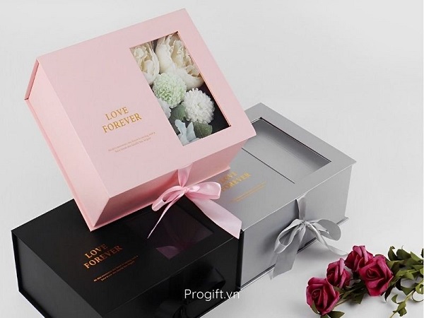 Nên lựa chọn quà sinh nhật cho bạn thân nữ rẻ nhưng phù hợp với độ tuổi