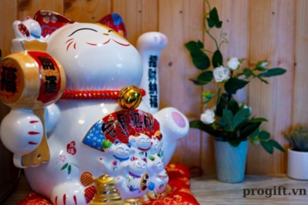 Mèo thần tài - Quà tặng phong thủy ý nghĩa