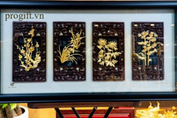 Tranh tứ quý mạ vàng