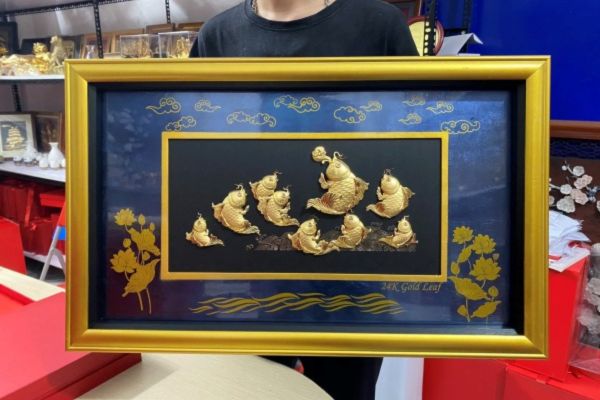 Tranh mạ vàng cá chép