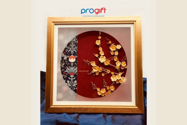 Tranh mạ vàng hoa mai