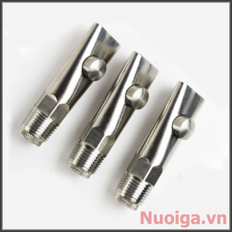 núm uống nước cho heo