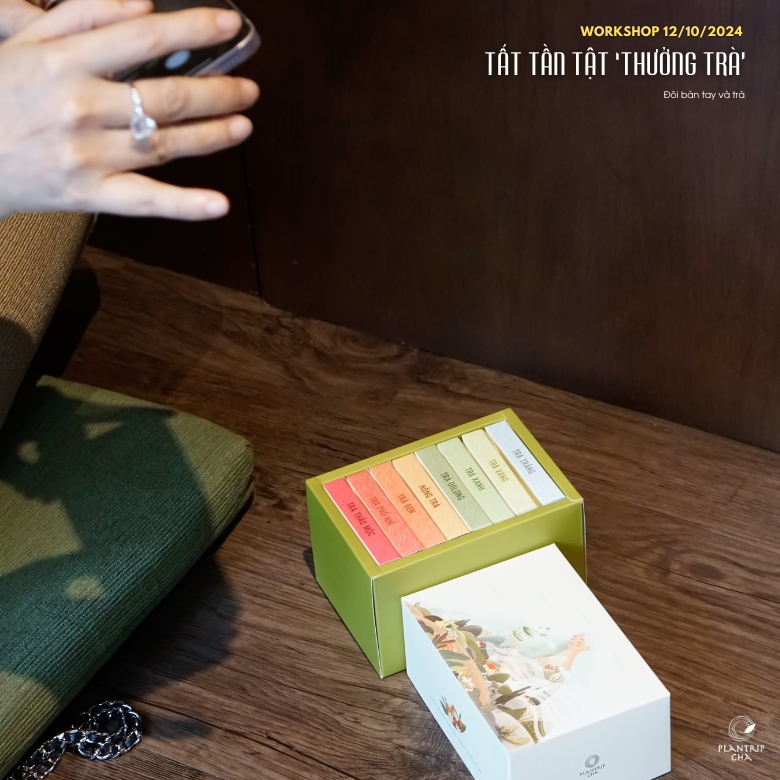 Hộp 8 loại trà trong combi Khai Mở Vị Giác