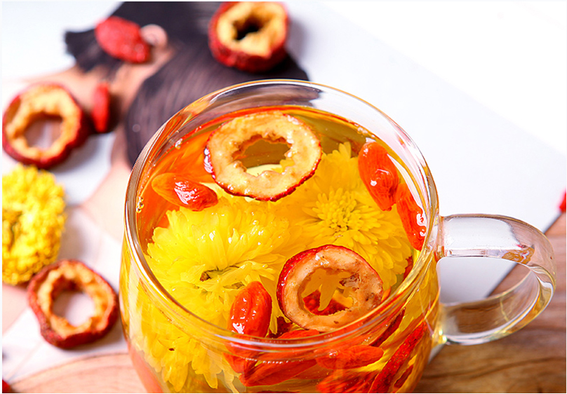 Trà táo đỏ hoa cúc