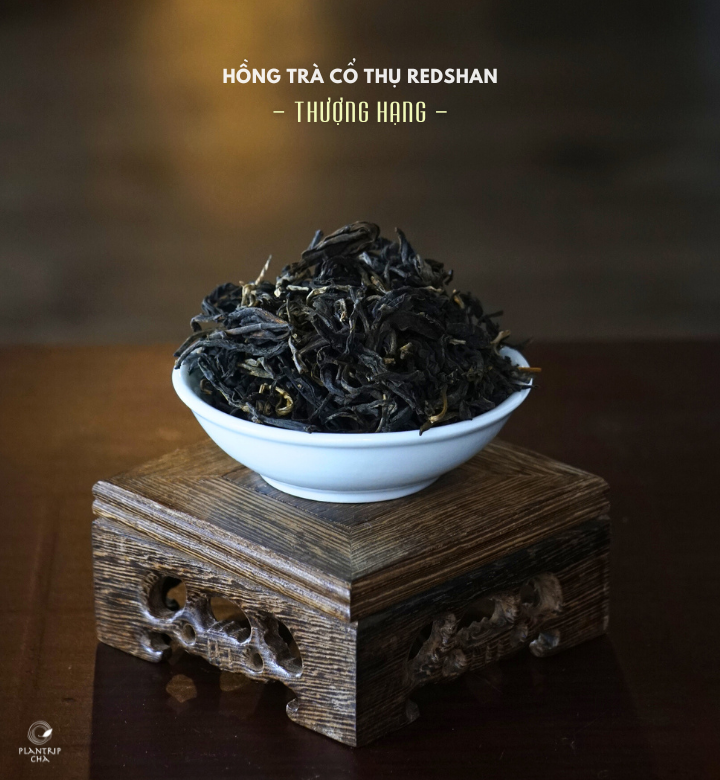  Hình dáng lá trà khô của Hồng Trà Cổ Thụ Redshan Thượng Hạng.