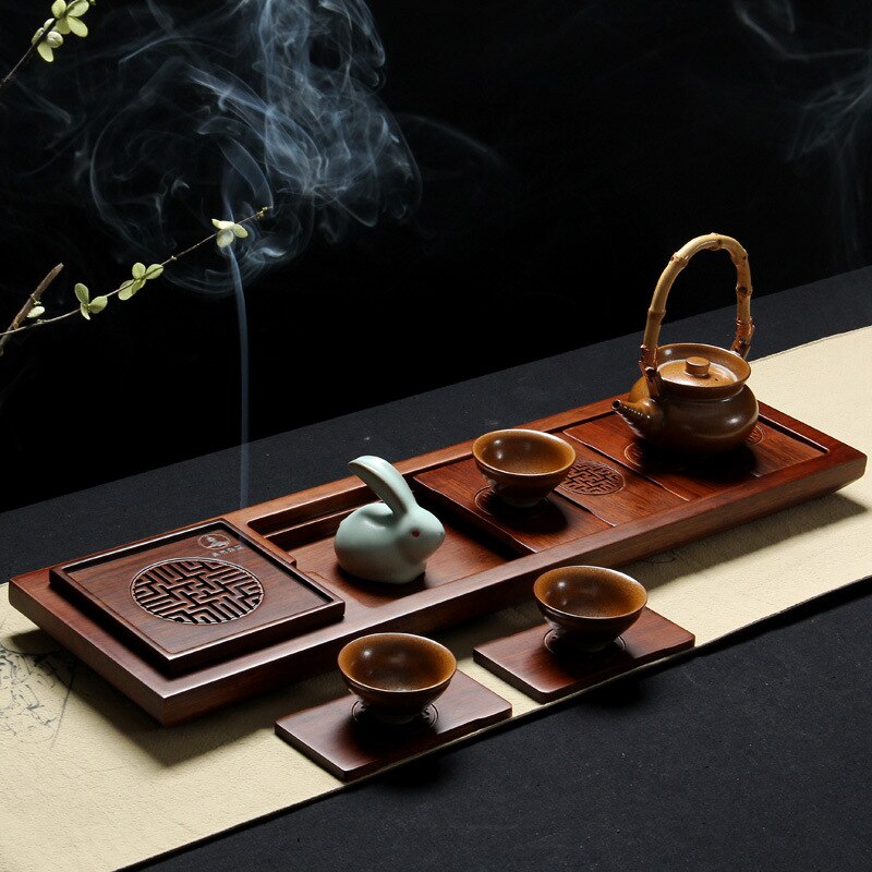 Nghệ thuật sử dụng trầm hương là nét văn hóa đặc trưng của thiền định và trà đạo (Ảnh: sưu tầm)