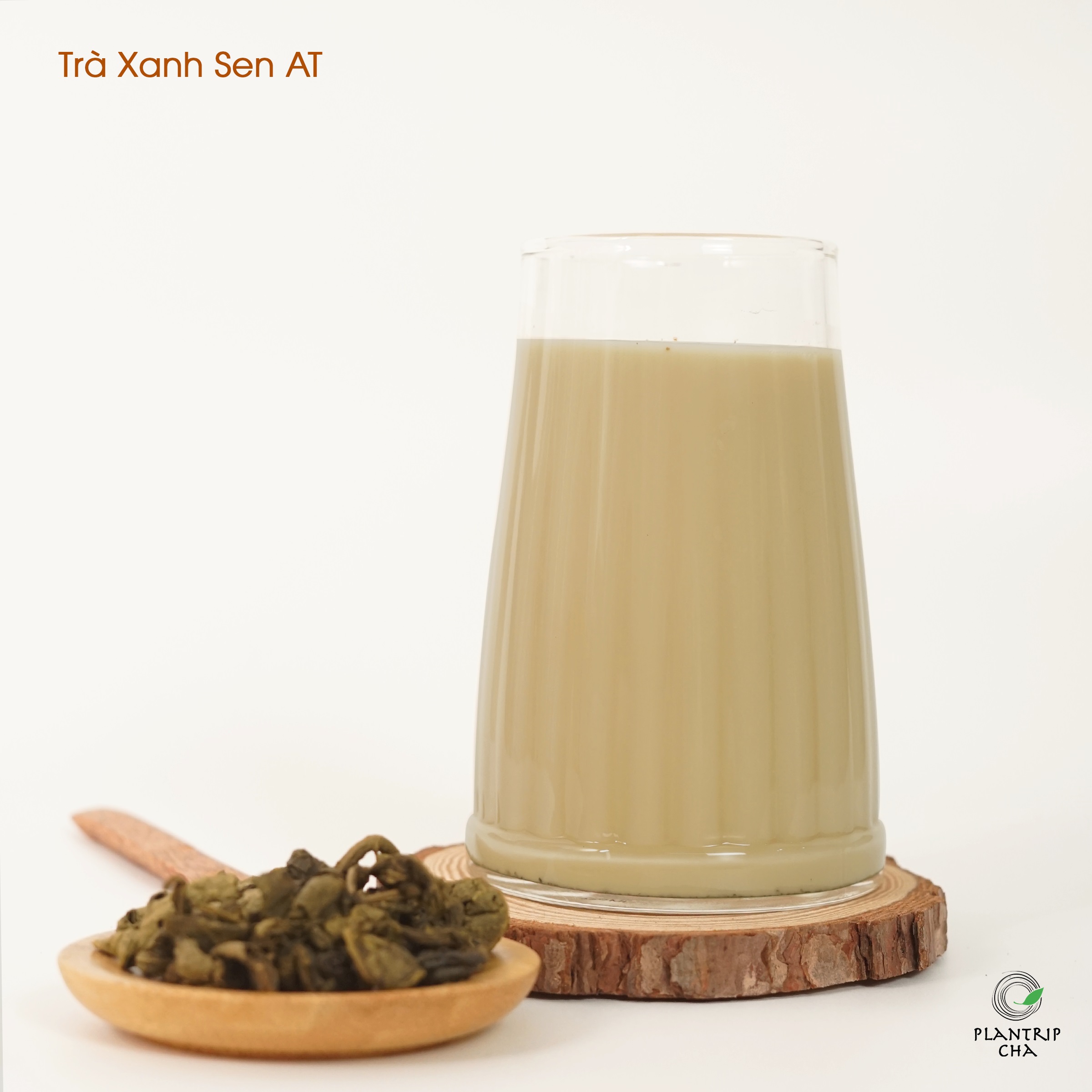 Trà sữa truyền thống pha từ Trà Xanh Sen AT.