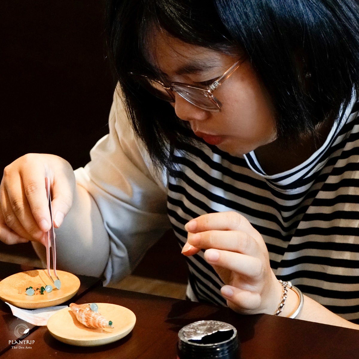 Tìm hiểu về ý nghĩa của Tea Monster và cách mà chúng ta có thể chuyển hóa nỗi sợ thành nguồn năng lượng tích cực.