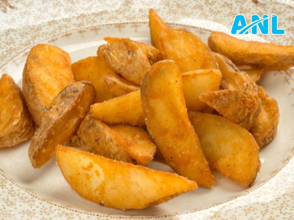 Chiên các loại rau củ, khoai tây