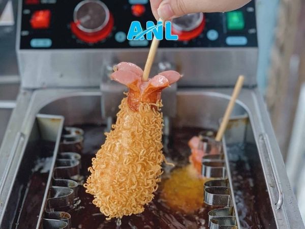 Cách làm xúc xích phô mai chiên giòn rắc bột hải sản