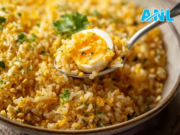 Cơm chiên trứng muối