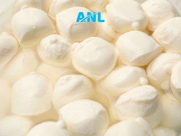 Những "nỗi khổ" không tên khi tự làm cheese ball tại quán