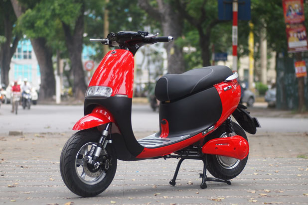 Xe máy điện Gogoro Osakar 2020 mầu đỏ