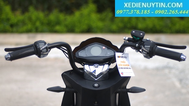 Xe máy điện HTC V5