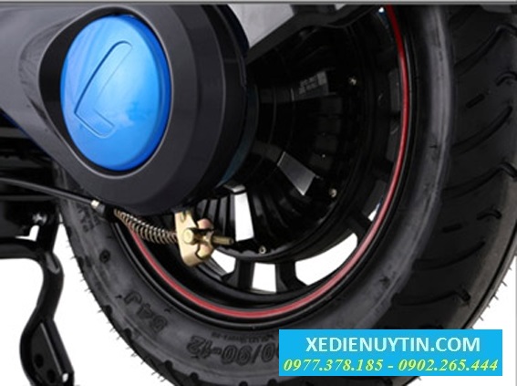 Xe máy điện Lyva