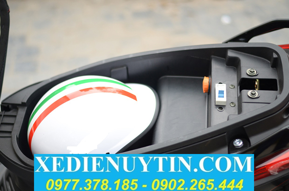 Xe máy điện Aima Challenger giá rẻ