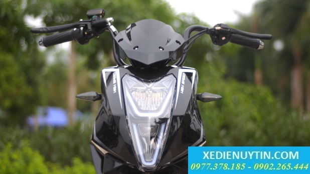 Xe máy điện Jeek Titan