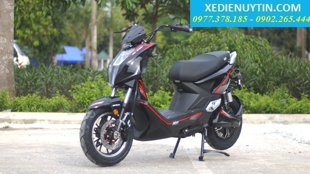 Xe máy điện V5