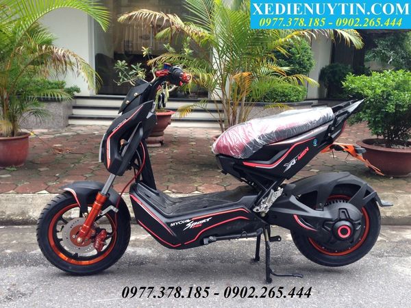 Xe máy điện Xmen Sport 2016 đèn pha ngũ giác