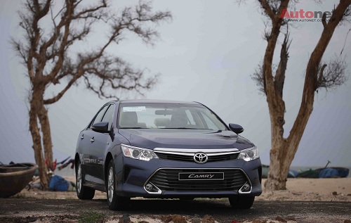 Toyota Camry 2.0E 2015 – “Hổ thêm cánh”