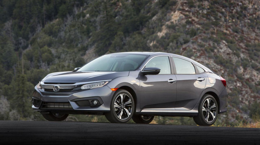Honda Civic 2016 có giá từ 18.640 USD