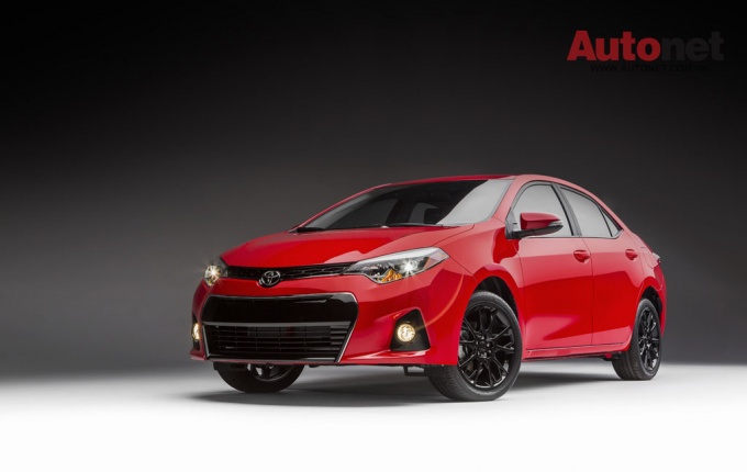 Toyota ra mắt Camry, Corolla bản đặc biệt