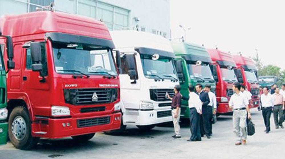 Ồ ạt nhập xe tải khủng Trung Quốc: Hậu quả khó lường