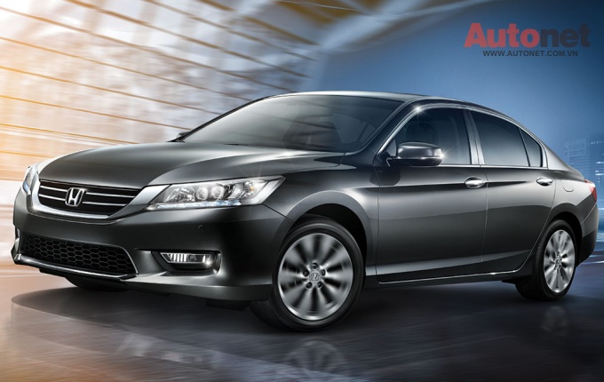 Honda Accord 2015: thêm tiện ích, giá không đổi