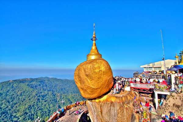 Chùa Hòn đá Vàng Myanmar