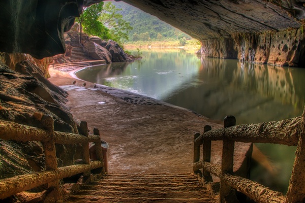 Phong Nha – Kẻ Bàng - Vương quốc hang động