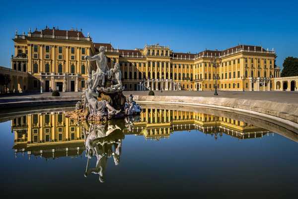 Lau dai Schönbrunn