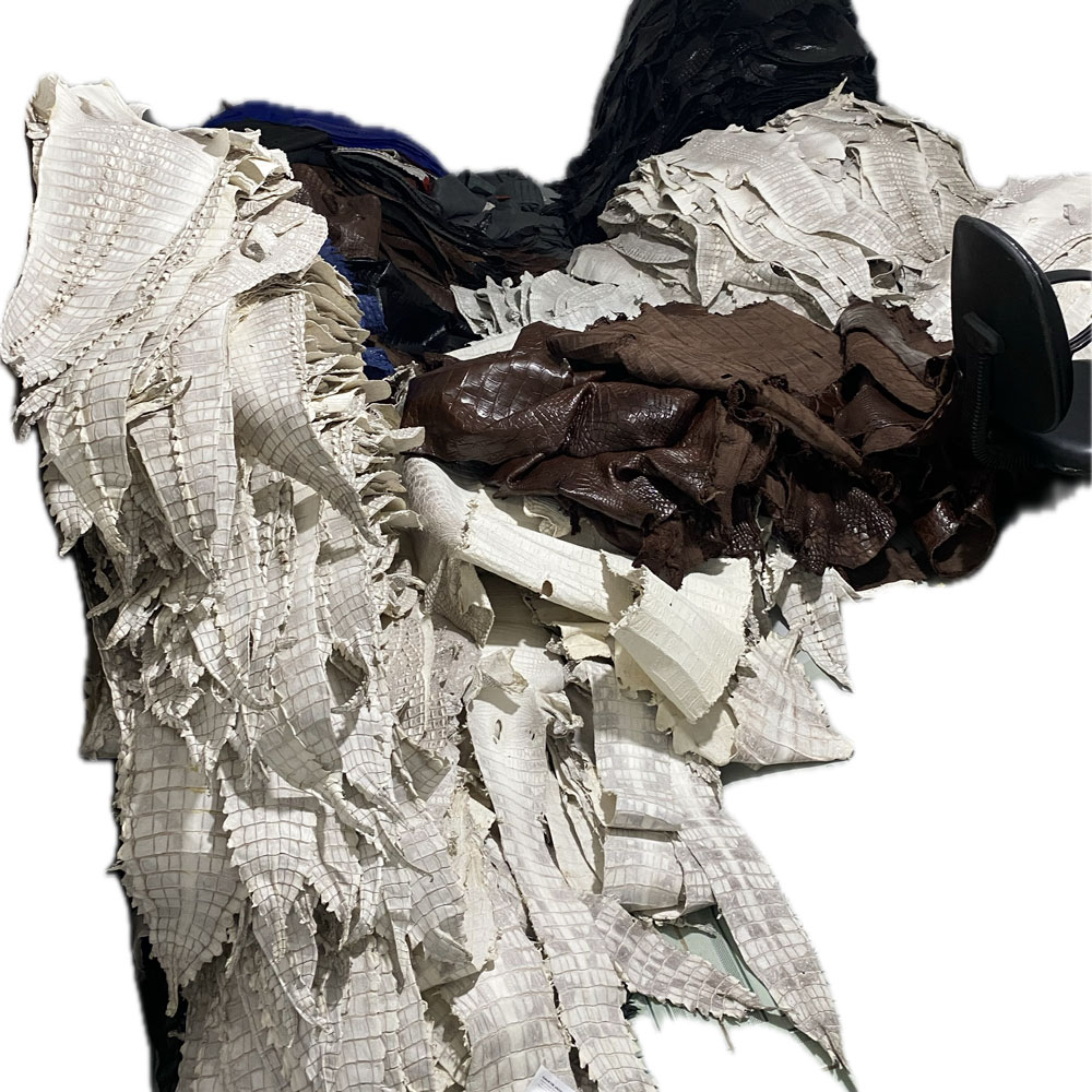 Da cá sấu làm túi xách