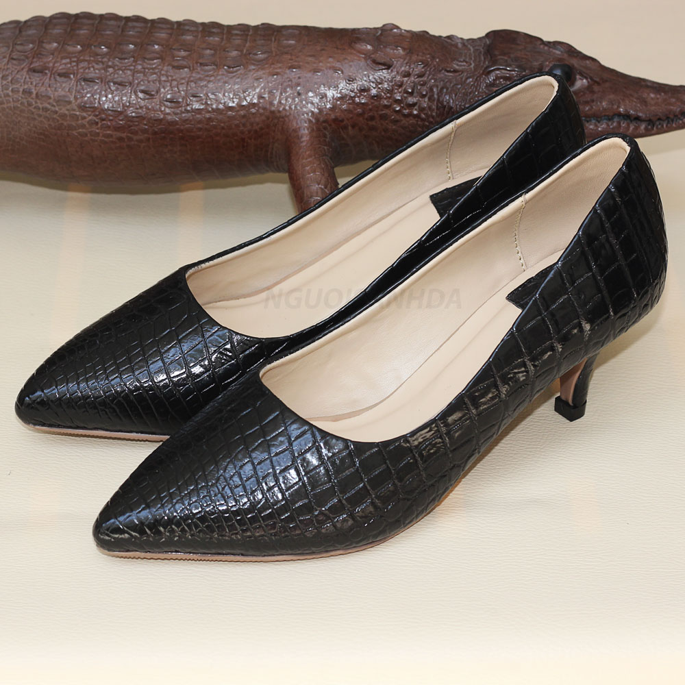 Giày nữ da bụng cá sấu thật màu đen