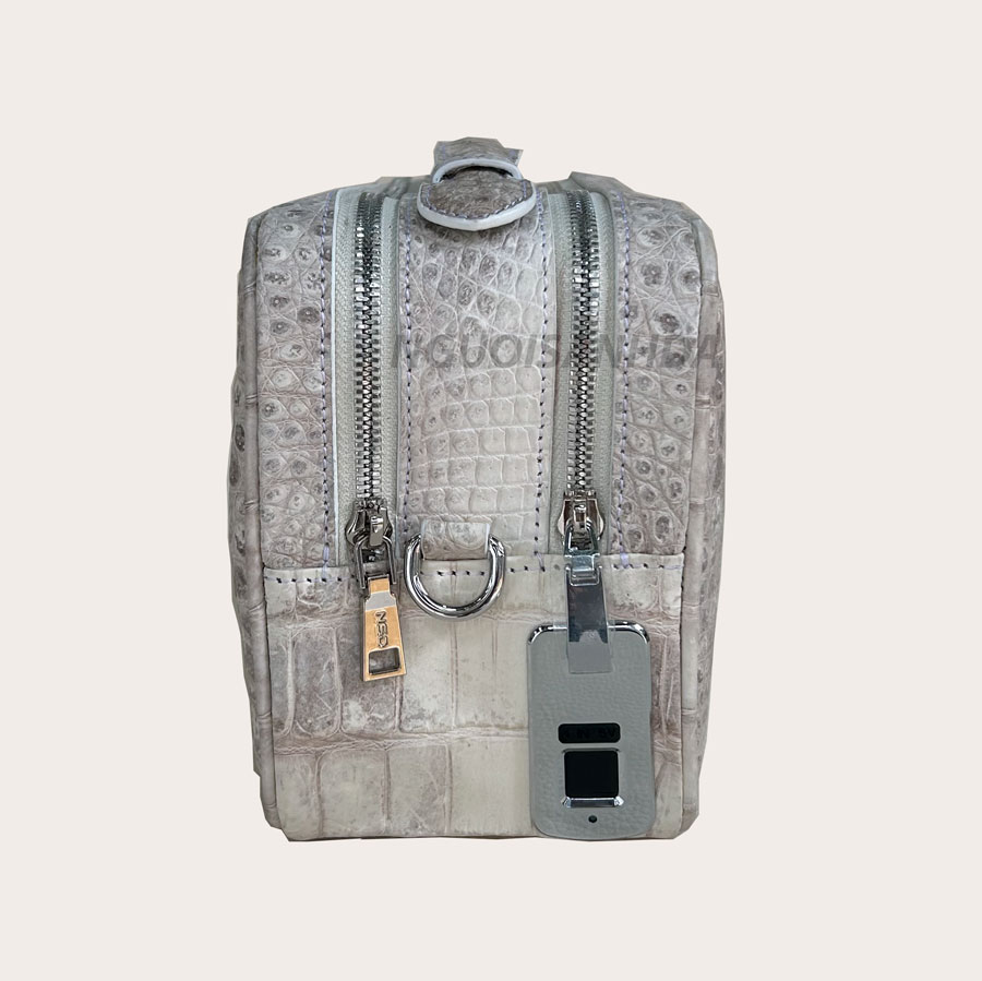 Túi Golf da cá sấu nam bạch tạng