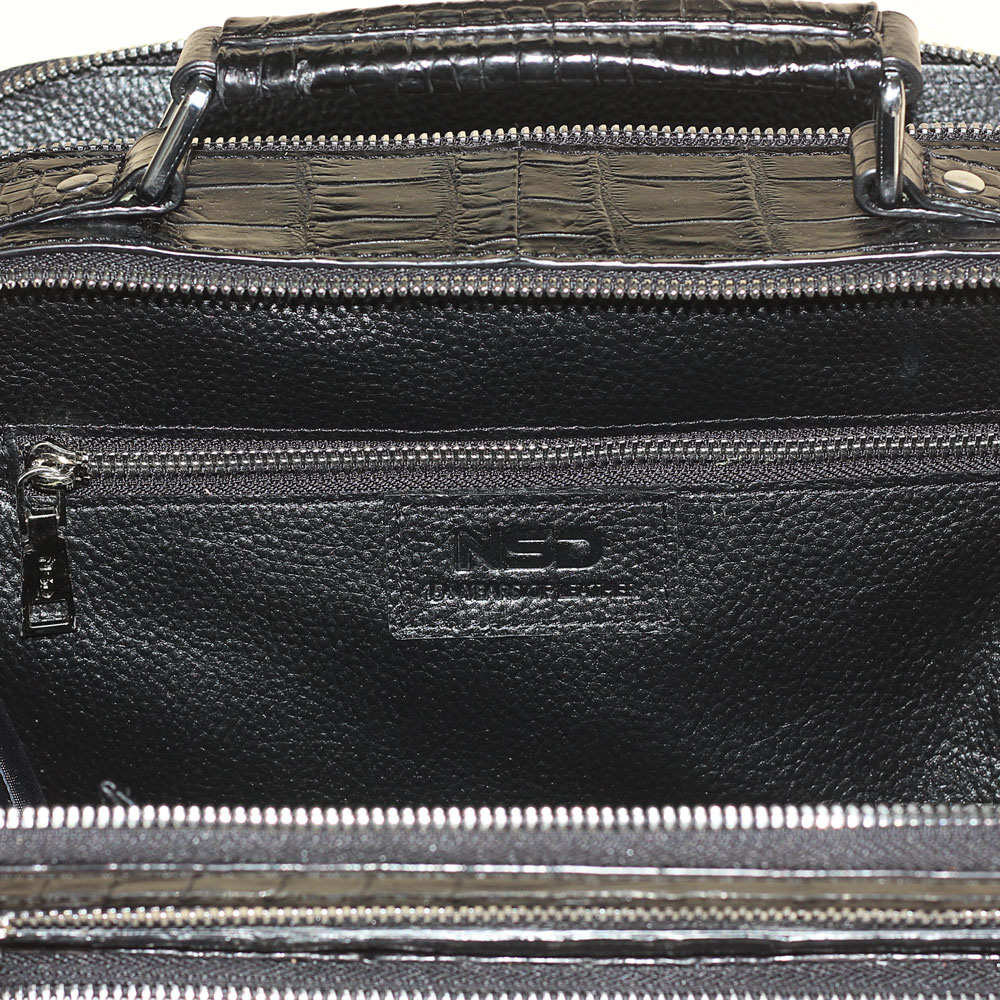 Túi đeo chéo nam da cá sấu màu đen