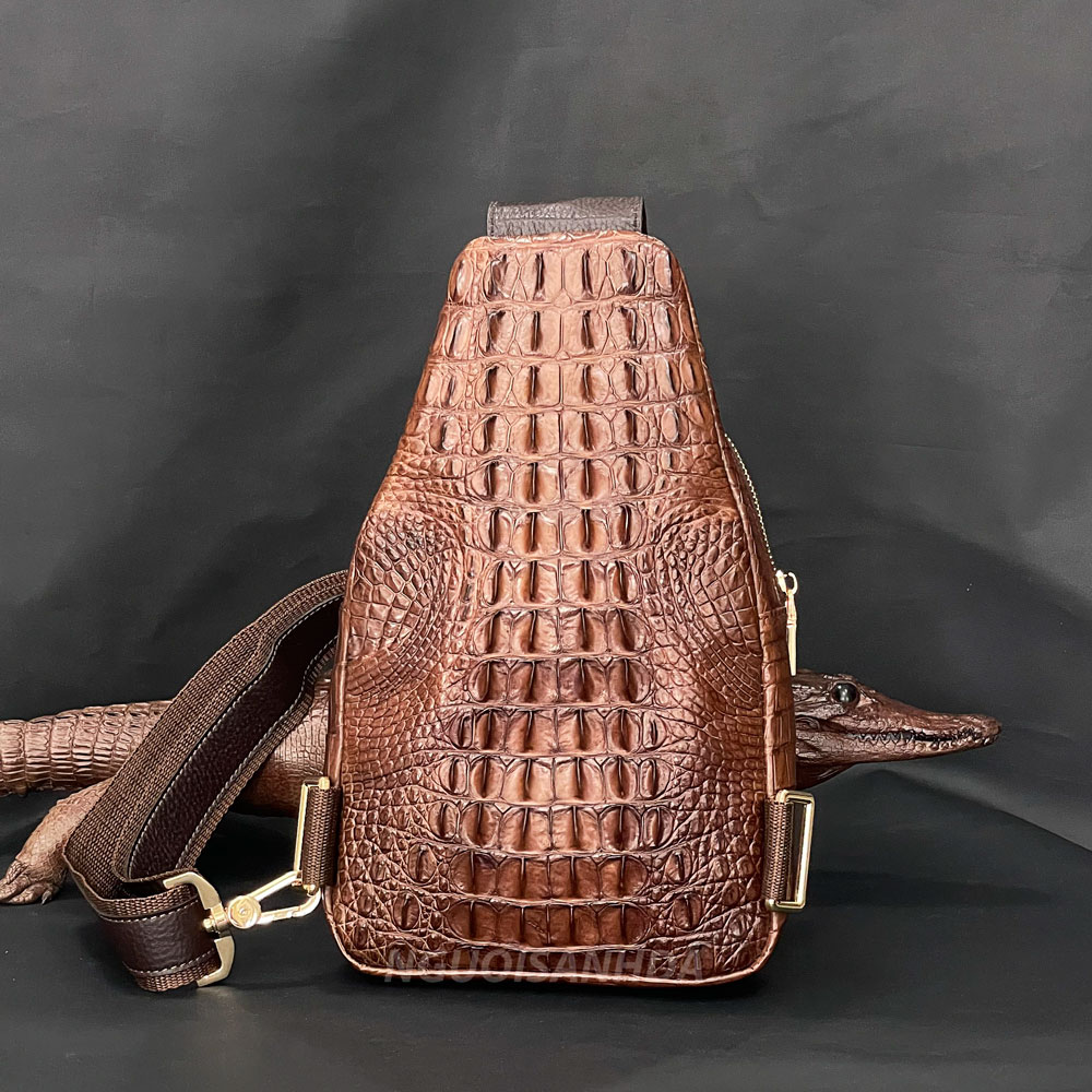 Túi bao tử đeo chéo nam da cá sấu màu nâu