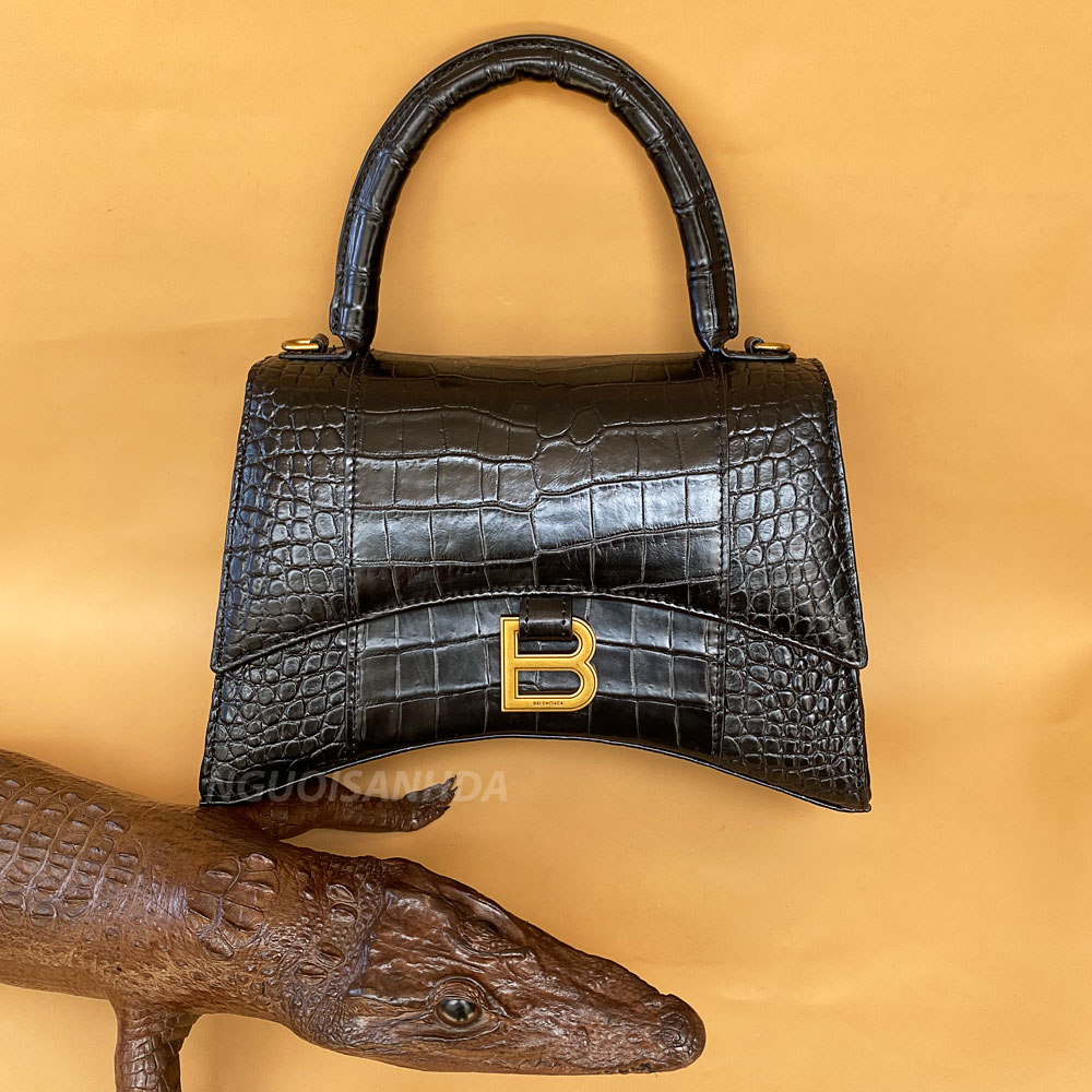 Túi xách da cá sấu màu đen