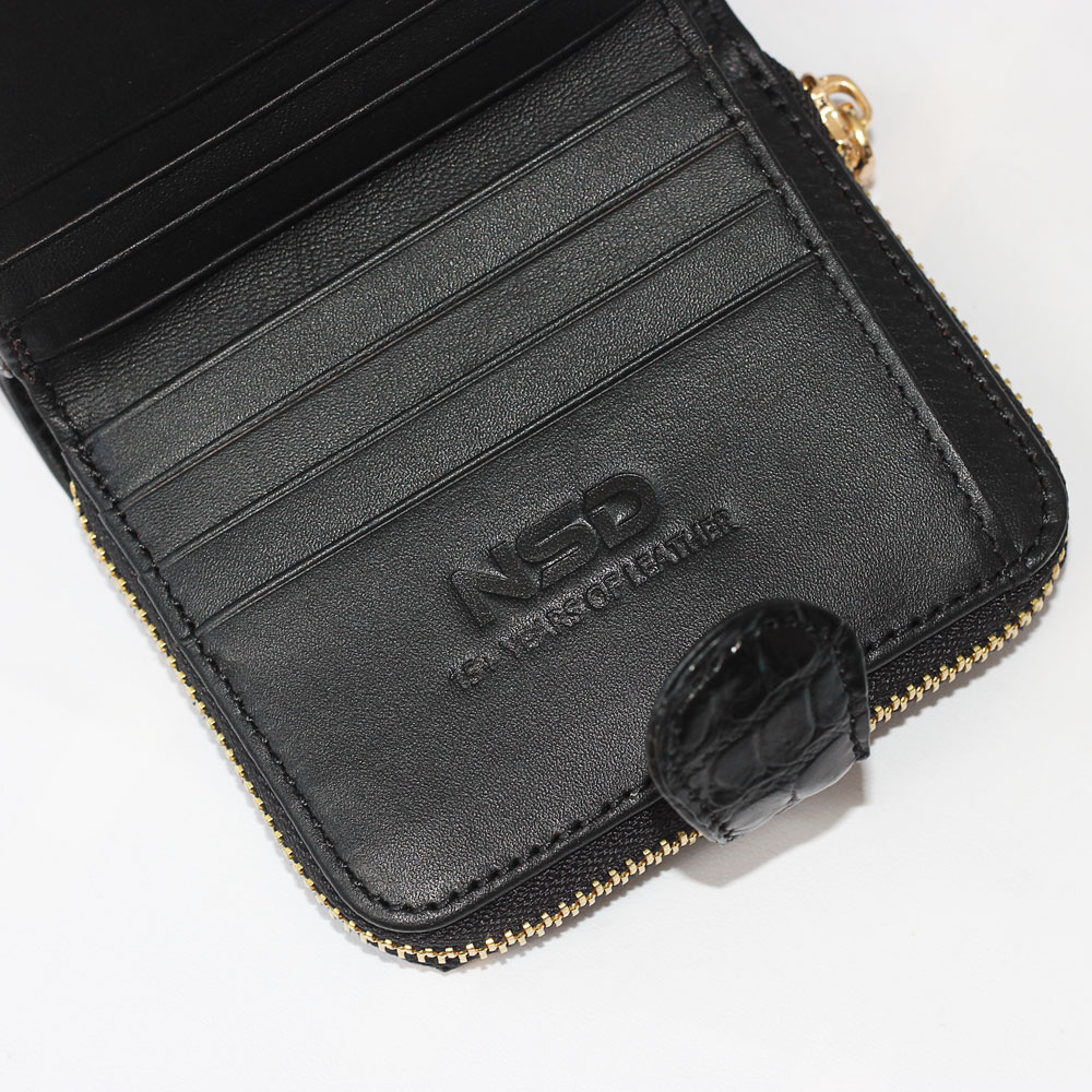 Mặt trong ví nữ da cá sấu in logo thương hiệu NSD