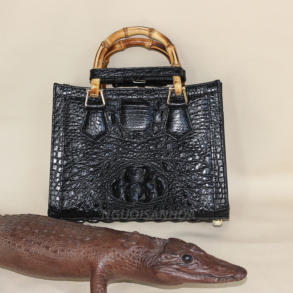 Túi xách da cá sấu gai lưng màu đen quai trúc