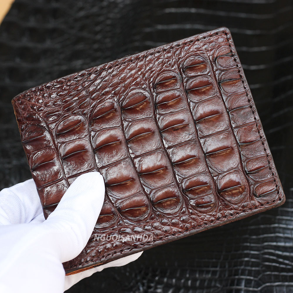 Ví nam gai lưng da cá sấu