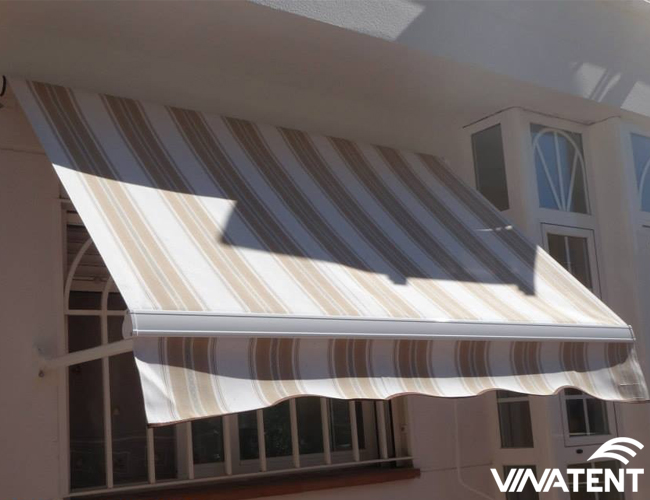 mái hiên cửa sổ