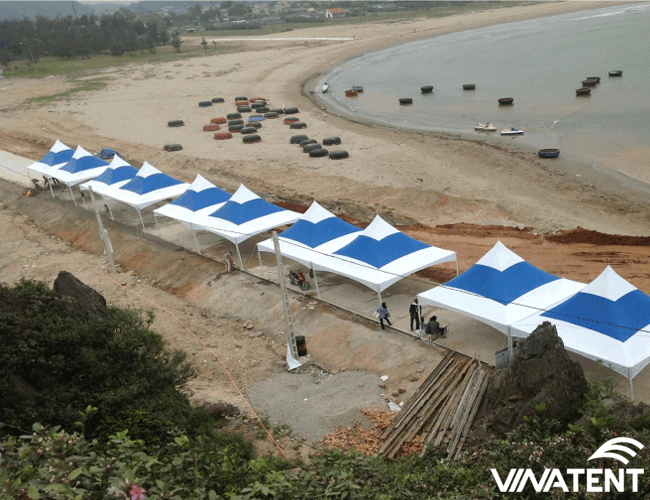 nhà bạt di động lắp đặt tại bãi biển