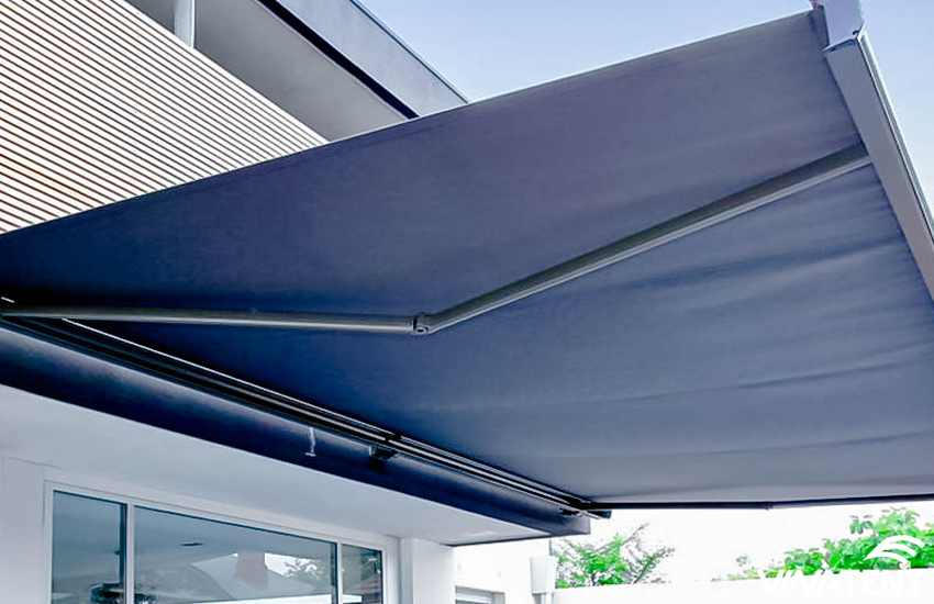 sử dụng mái hiên di động che nắng