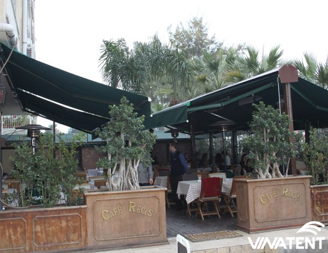 Sử dụng mái hiên di động cho quán cafe