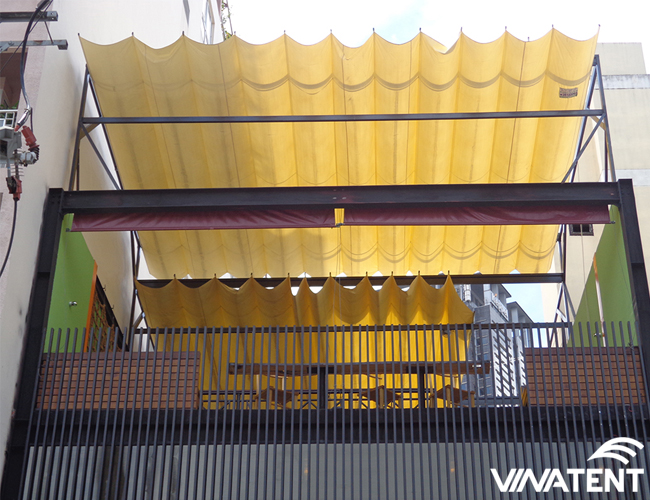 sử dụng mái xếp cho sân thượng